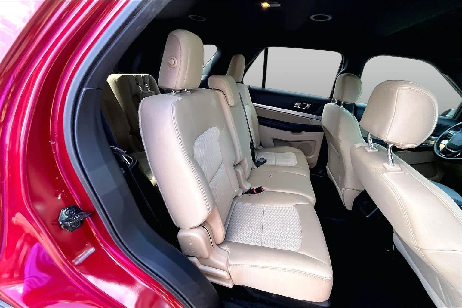 Used 2016 Ford Explorer FWD image 20