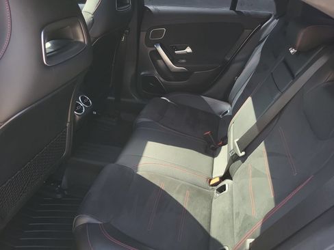 Used 2020 Mercedes-Benz CLA 250 image 26