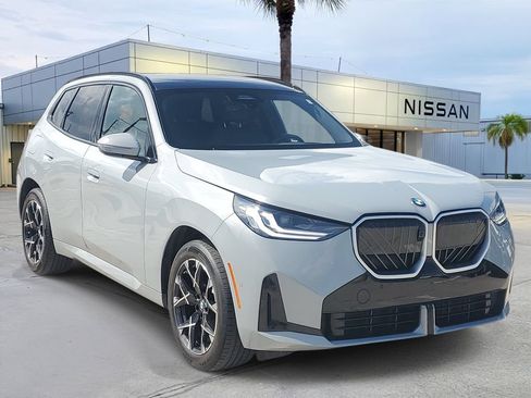 Used 2025 BMW X3 xDrive30i w/ Premium Package AWD/4WD image 8