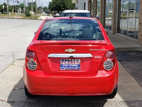 Used 2015 Chevrolet Sonic LTZ FWD image 4