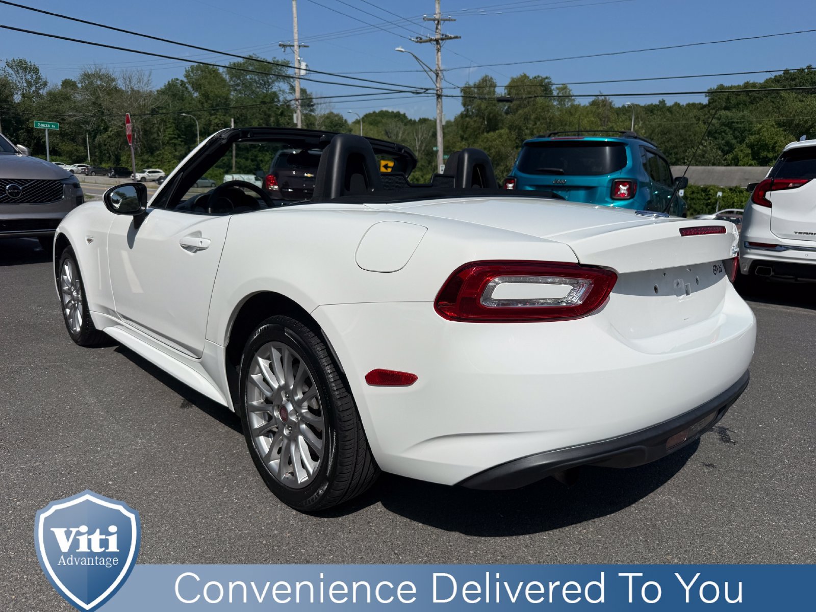 Used 2018 FIAT 124 Spider Classica RWD image 7