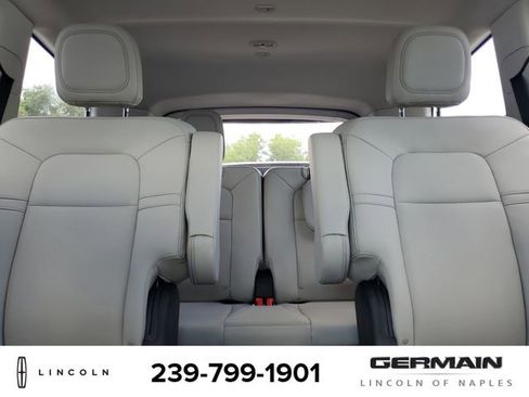 New 2025 Lincoln Aviator Premiere image 29
