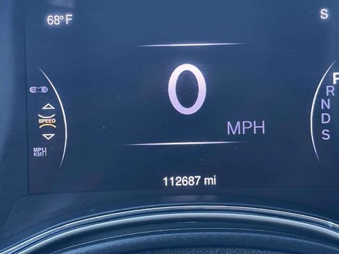 Used 2015 Jeep Grand Cherokee Limited w/ Luxury Group II AWD/4WD image 26
