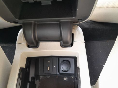 Used 2016 Subaru Impreza 2.0i AWD/4WD image 29