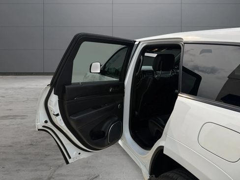 Used 2019 Jeep Grand Cherokee High Altitude AWD/4WD image 21