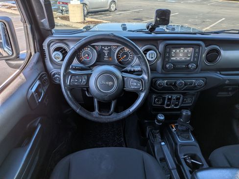 Used 2018 Jeep Wrangler Unlimited Sport S image 22