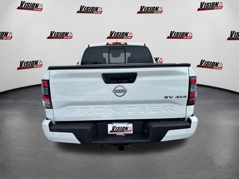 Used 2022 Nissan Frontier SV w/ Technology Package image 6
