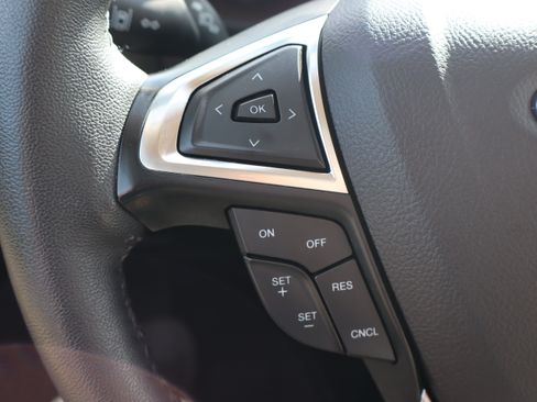 Used 2024 Ford Edge SEL w/ Convenience Package AWD/4WD image 15