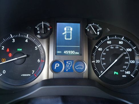 Used 2018 Lexus GX 460 AWD/4WD image 10