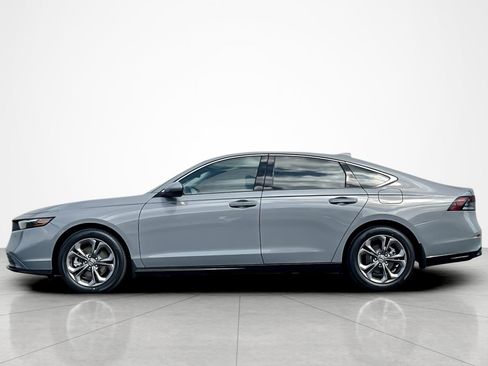 Used 2024 Honda Accord EX-L image 2