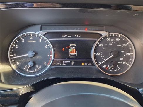 Used 2024 Nissan Pathfinder SV image 13