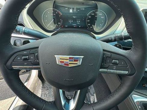 New 2025 Cadillac CT4 Luxury image 18