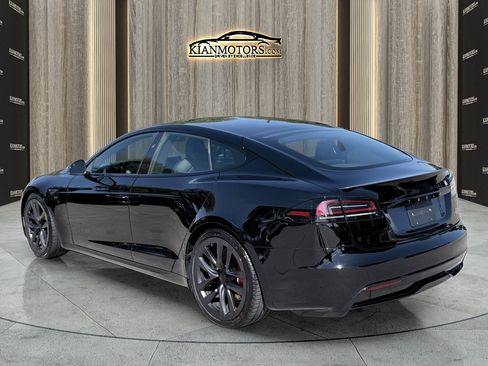 Used 2023 Tesla Model S Plaid image 12