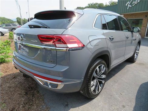 Used 2023 Volkswagen Atlas Cross Sport SEL Premium R-Line AWD/4WD image 18
