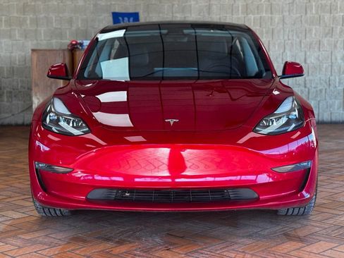Used 2021 Tesla Model 3 Performance image 3