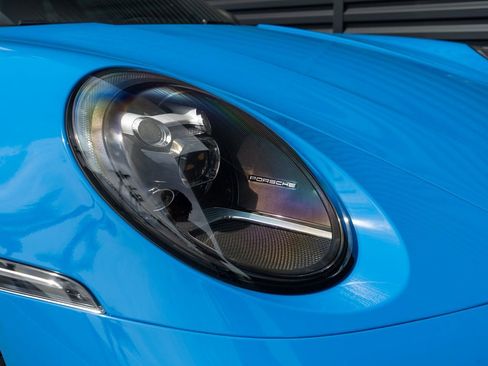 Used 2023 Porsche 911 Carrera image 13