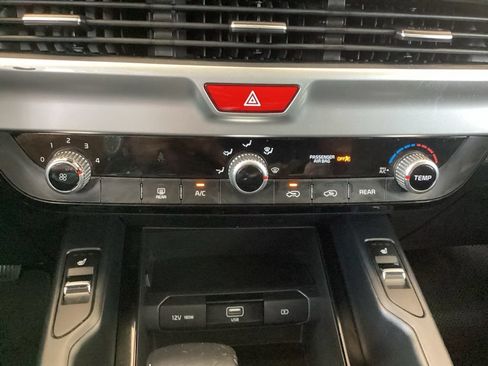 Used 2020 Kia Telluride S AWD/4WD image 65