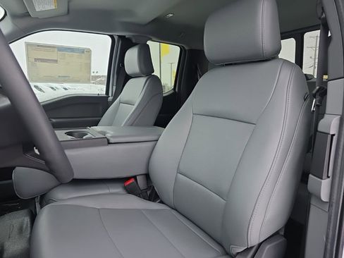 New 2025 Ford F550 4x4 Supercab Super Duty image 26