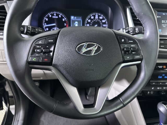 Used 2018 Hyundai Tucson Value FWD image 11