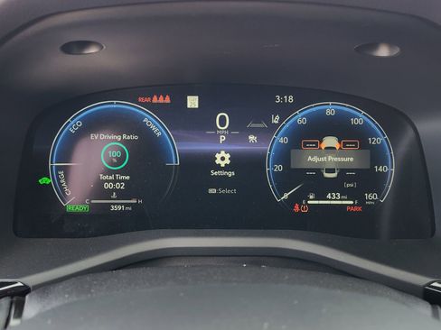 Used 2025 Toyota Camry XSE image 19