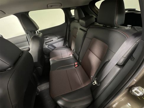 New 2026 Nissan Kicks SR image 25