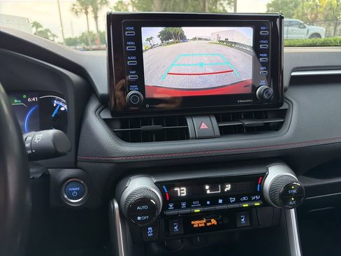 Used 2021 Toyota RAV4 SE AWD/4WD image 11
