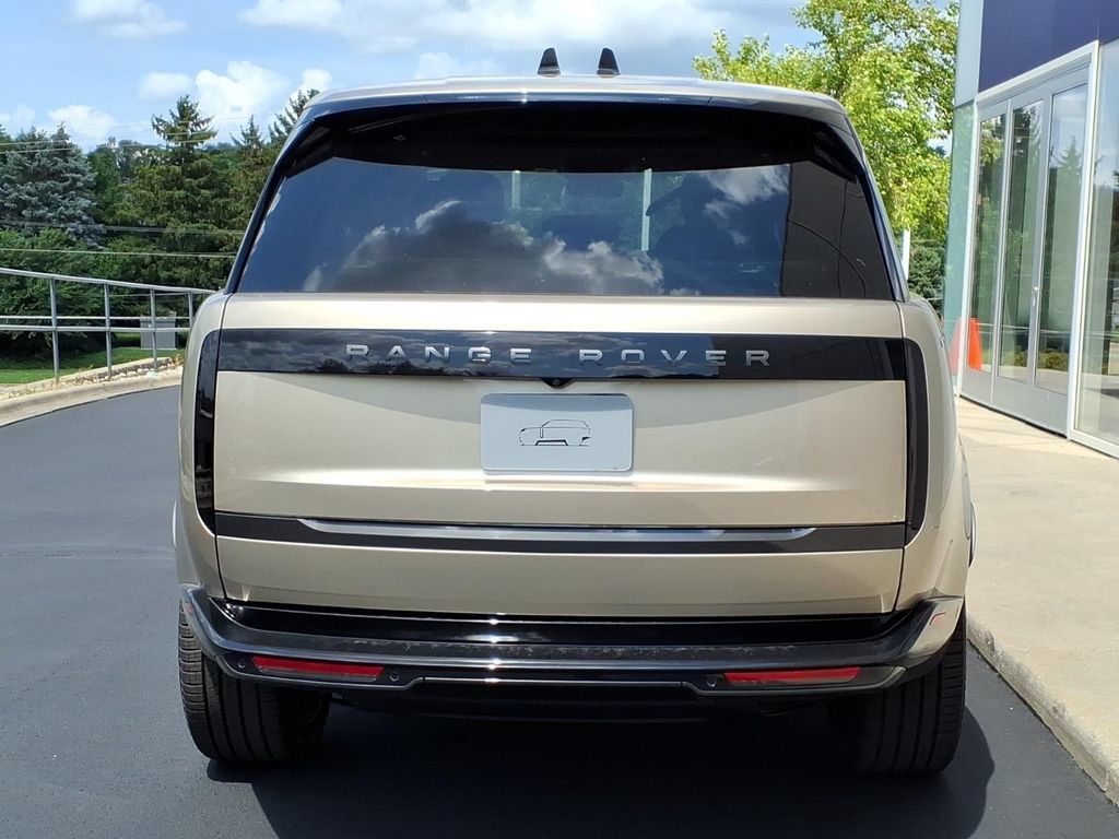 New 2026 Land Rover Range Rover SE AWD/4WD image 4