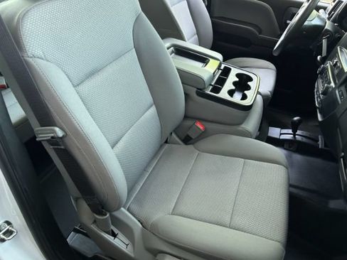 Used 2018 Chevrolet Silverado 1500 W/T w/ WT Fleet Convenience Package AWD/4WD image 23