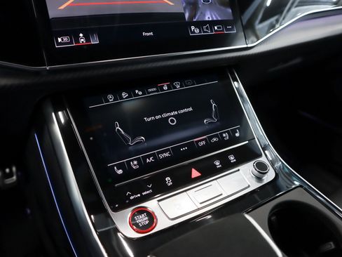 New 2026 Audi RS Q8 performance image 20