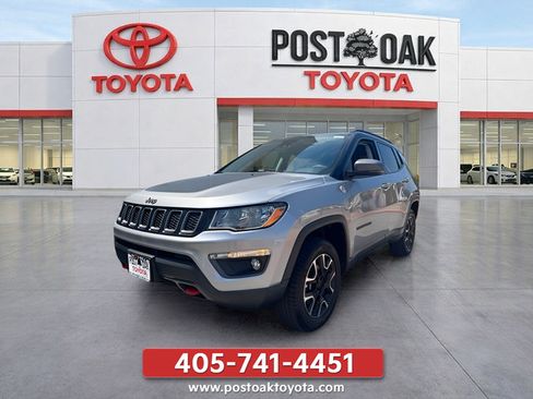 Used 2021 Jeep Compass Trailhawk AWD/4WD image 10