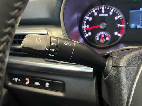 Used 2022 Kia Telluride S image 37