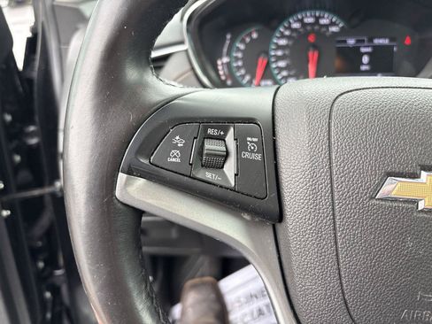 Used 2019 Chevrolet Trax Premier w/ LPO, Cargo Package FWD image 18