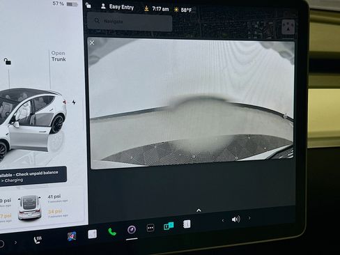 Used 2022 Tesla Model Y Performance AWD/4WD image 23