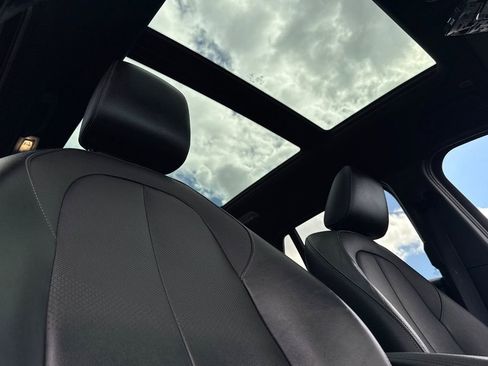 Used 2018 BMW X1 sDrive28i FWD image 17