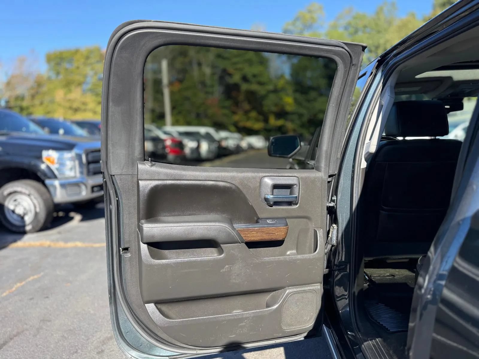 Used 2017 GMC Sierra 1500 Denali w/ Denali Ultimate Package AWD/4WD image 26