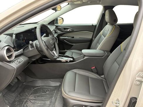 New 2026 Chevrolet Trax ACTIV w/ Driver Confidence Package FWD image 11
