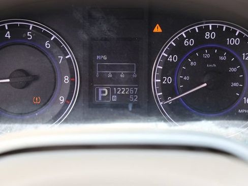 Used 2012 INFINITI G25 Journey RWD image 47