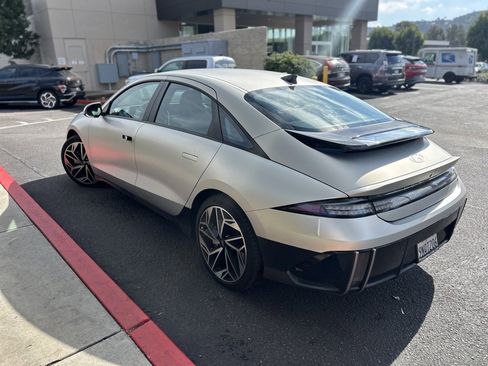 Used 2023 Hyundai Ioniq 6 SEL image 6