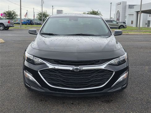 Used 2024 Chevrolet Malibu RS FWD image 2