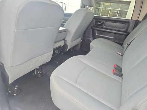 Used 2017 RAM 3500 Tradesman image 20