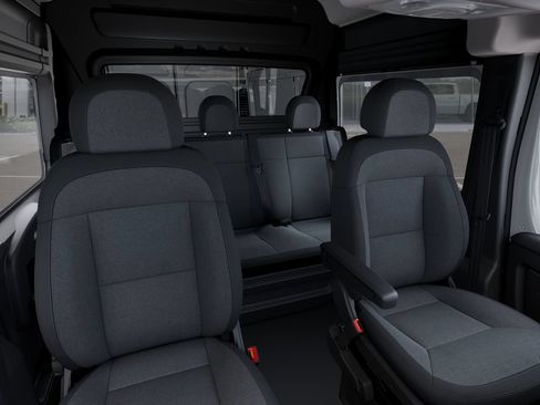 New 2026 RAM ProMaster 2500 w/ Crew Van Package FWD image 16