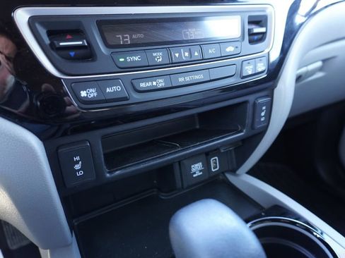 Used 2019 Honda Ridgeline RTL-E image 18