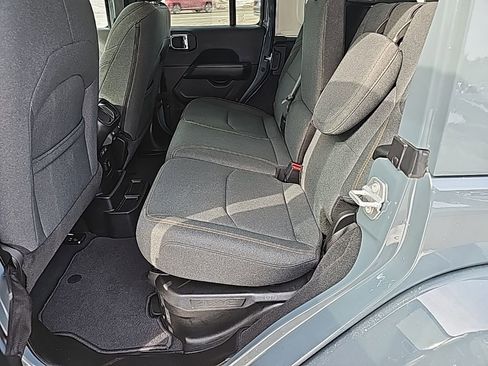 Certified 2025 Jeep Wrangler Unlimited Sahara image 16