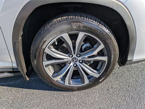 Certified 2022 Lexus RX 350L FWD w/ Premium Package image 11