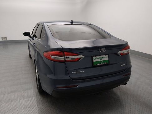 Used 2019 Ford Fusion SE FWD image 6