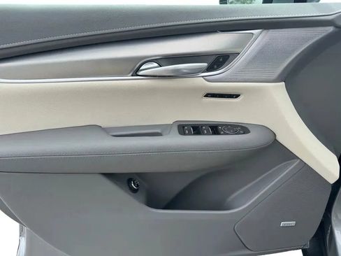 New 2026 Cadillac XT5 Premium Luxury w/ LPO, Floor Liner Package AWD/4WD image 12