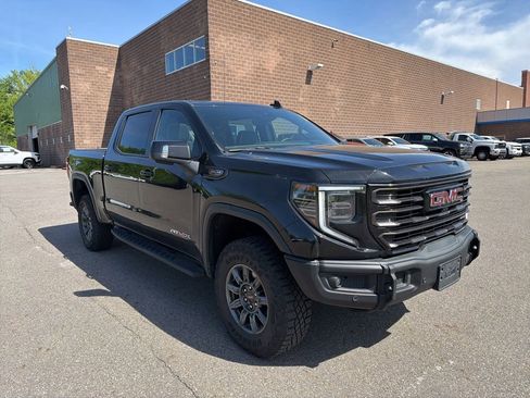 Used 2025 GMC Sierra 1500 AT4X AWD/4WD image 2