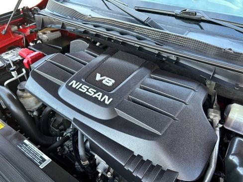 Used 2020 Nissan Titan PRO-4X w/ Pro-4x Convenience Package image 27