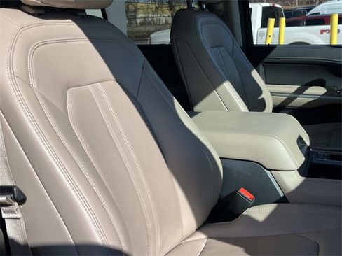 Certified 2024 Ford Expedition Max Limited image 27