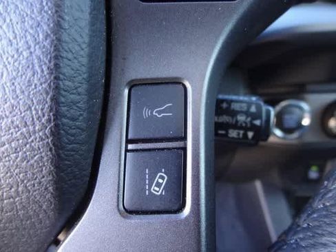 Used 2022 Toyota Tacoma TRD Pro image 31